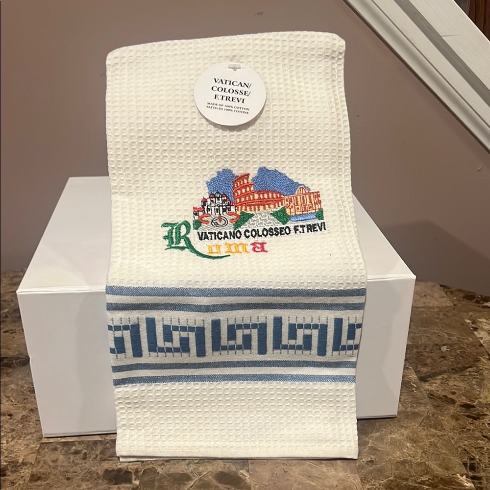 ROMA Vaticano Colosseo FT Trevi  Kitchen, Hand Towel